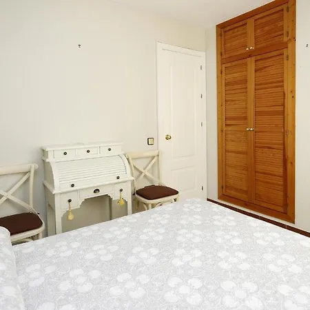 At005 Planta Baja Con Piscina, Airco, Parking, Playa A 600m